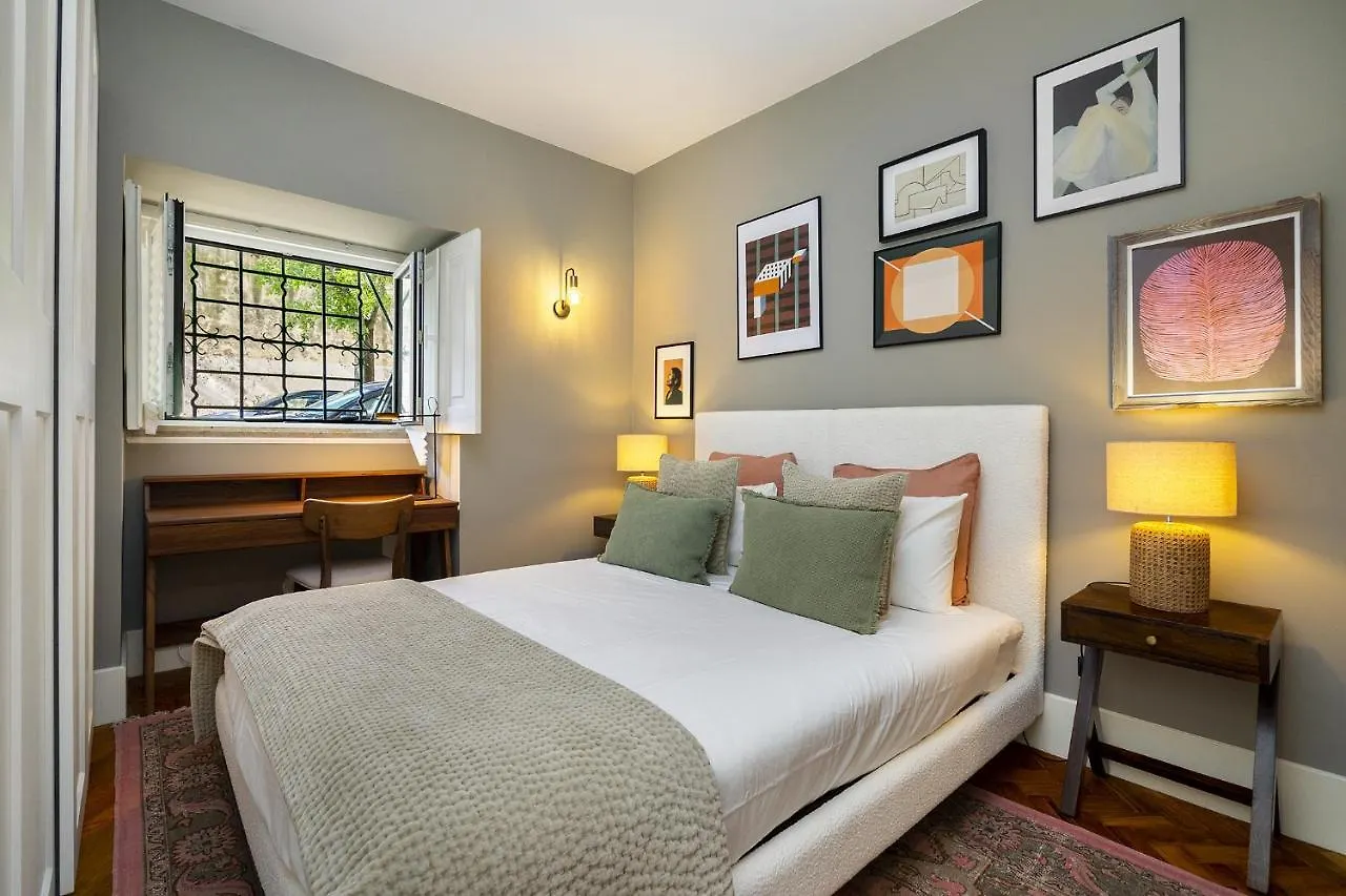 Whome Premium Alfama 2-Br Great For Remote Workers & Digital Nomads Lisbon Apartment